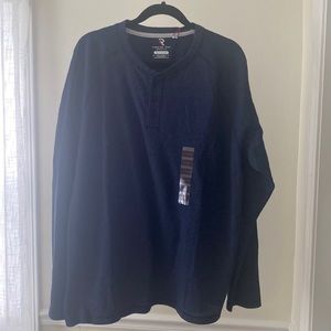 International Report blue long sleeve henley shirt Size XL. NWT